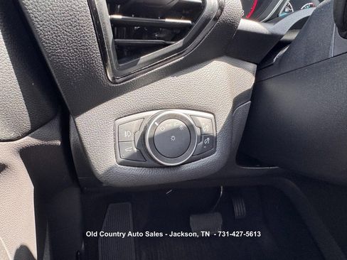 Used 2018 Ford Escape Titanium w/ Ford Safe & Smart Package AWD/4WD image 29