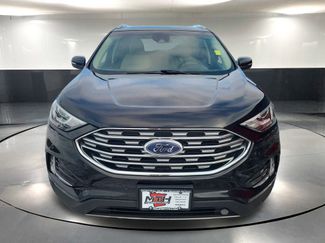 Used 2019 Ford Edge SEL video 3