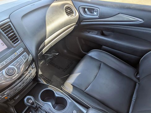 Used 2019 INFINITI QX60 Luxe image 31