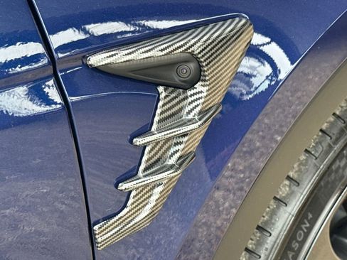 Used 2023 Tesla Model Y Performance AWD/4WD image 11
