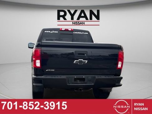 Used 2017 Chevrolet Silverado 1500 LTZ Z71 w/ Redline Edition AWD/4WD image 2