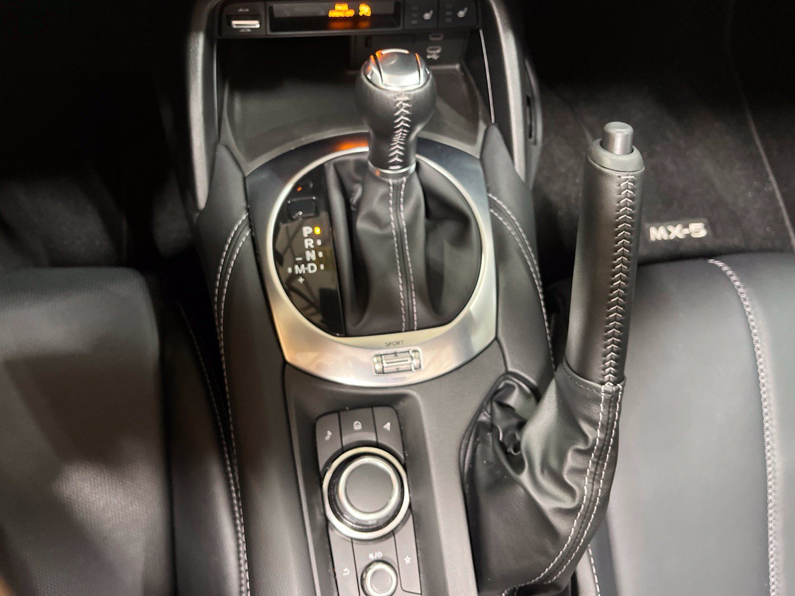 Certified 2025 MAZDA MX-5 Miata RF Grand Touring RWD image 23