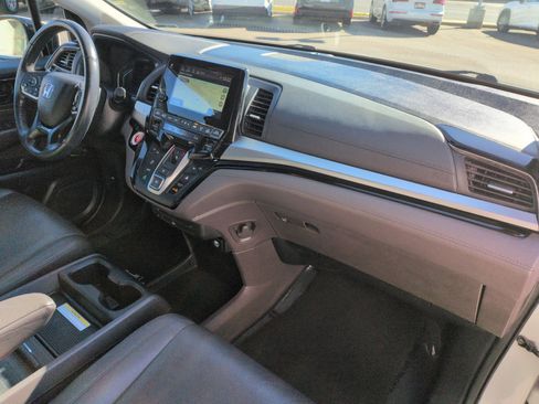 Used 2018 Honda Odyssey Elite image 35