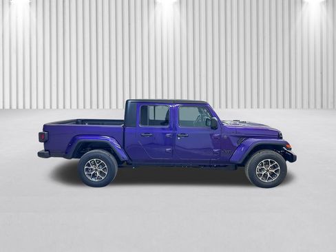 New 2026 Jeep Gladiator Sport image 3