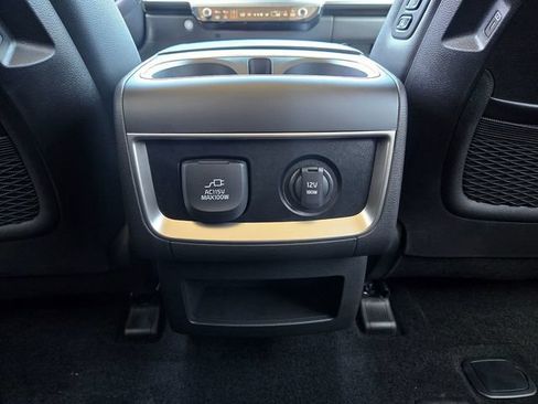 New 2026 Kia Carnival SX Prestige FWD image 9