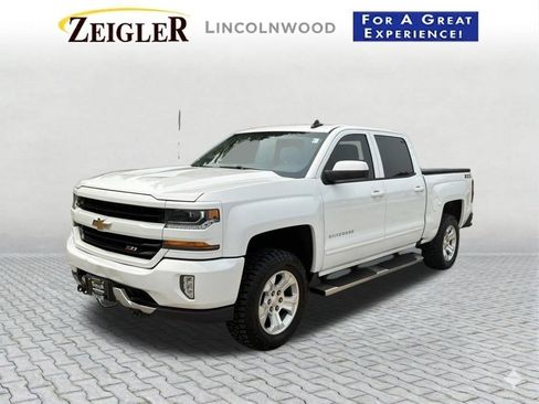 Used 2018 Chevrolet Silverado 1500 LT w/ All Star Edition AWD/4WD image 3
