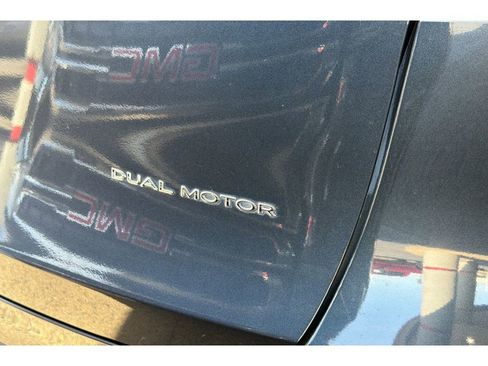 Used 2024 Tesla Model Y Long Range image 7