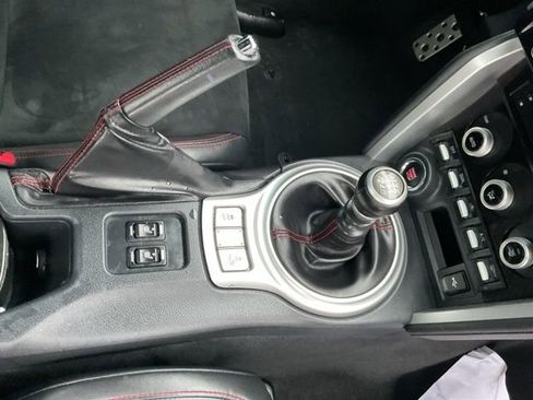 Used 2018 Subaru BRZ Limited w/ Performance Package image 19