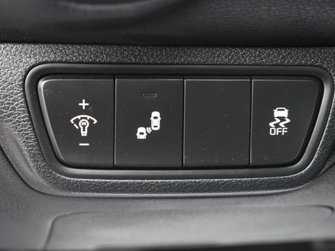 Certified 2023 Kia Forte LXS w/ LXS Technology Package FWD image 19