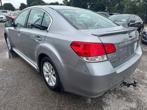 Used 2011 Subaru Legacy 2.5i Premium image 5
