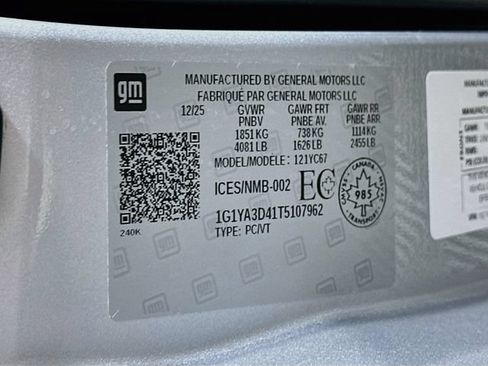 Used 2026 Chevrolet Corvette Stingray Convertible w/ Battery Protection Package RWD image 31
