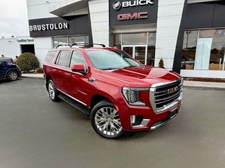 Used 2022 GMC Yukon SLT w/ SLT Luxury Package video 2