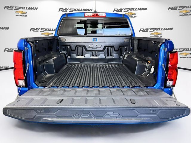 Used 2024 Chevrolet Colorado LT w/ LT Convenience Package III AWD/4WD image 26