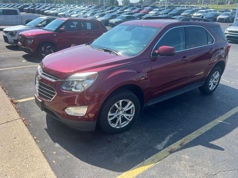 Used 2017 Chevrolet Equinox LT w/ Convenience Package FWD image 2