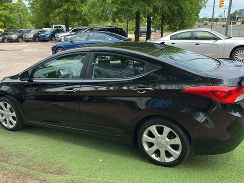 Used 2012 Hyundai Elantra Limited FWD image 5