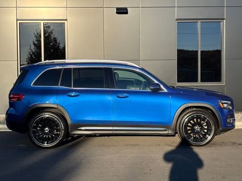 Used 2024 Mercedes-Benz GLB 250 4MATIC image 6