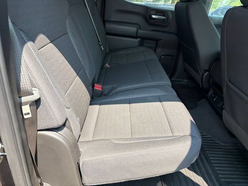 Used 2025 Chevrolet Silverado 1500 Custom Trail Boss w/ Turbomax Blackout Package AWD/4WD image 35