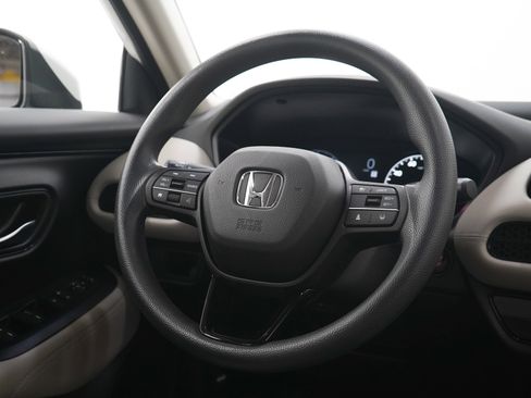 Used 2024 Honda HR-V LX image 14
