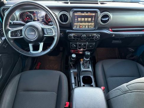 Used 2019 Jeep Wrangler Unlimited Rubicon AWD/4WD image 12