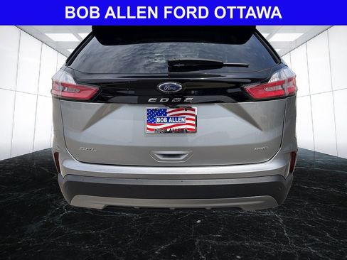 Used 2023 Ford Edge SEL w/ Convenience Package AWD/4WD image 4