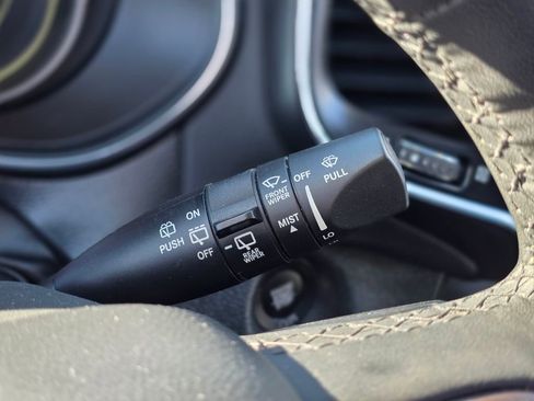 Used 2022 Jeep Cherokee Latitude Lux image 32