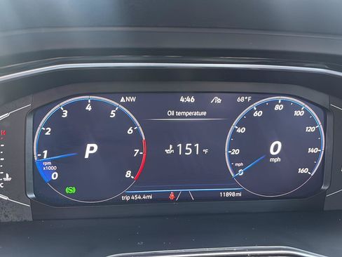 Used 2024 Volkswagen Jetta GLI 40th Anniversary Edition FWD image 3