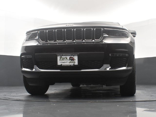 Used 2025 Jeep Grand Cherokee L Limited AWD/4WD image 20