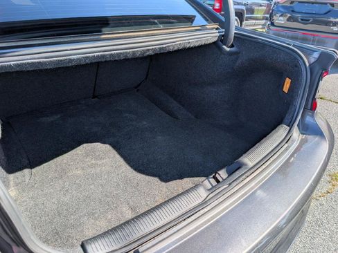 Used 2019 Dodge Charger R/T RWD image 6