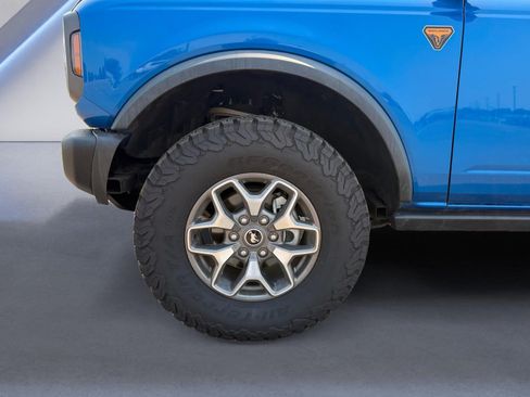 Used 2025 Ford Bronco Badlands AWD/4WD image 19
