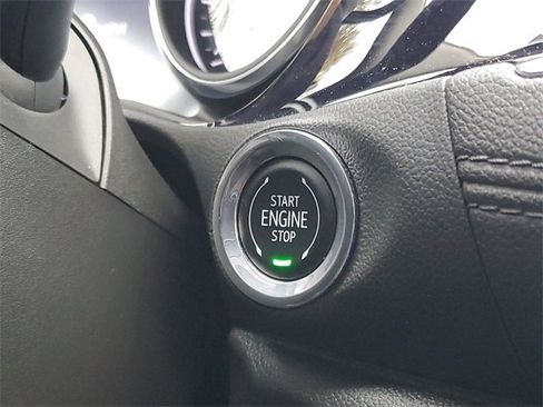 Used 2023 Buick Encore GX Preferred w/ Cold Weather Comfort Package image 17