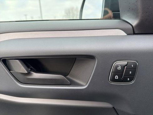 Used 2023 Ford Bronco Sport Outer Banks w/ Tech Package image 18