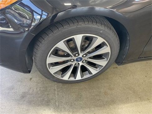 Used 2019 Ford Fusion SE image 10