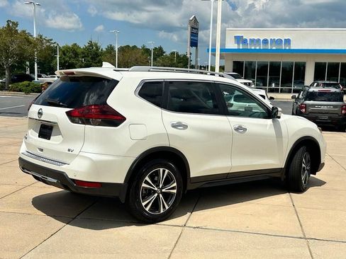 Used 2020 Nissan Rogue SV w/ Premium Package FWD image 24