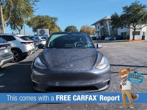 Used 2022 Tesla Model Y Long Range image 2
