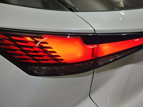 Certified 2025 Lexus RX 350 Premium w/ Convenience Package AWD/4WD image 37