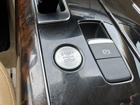 Used 2012 Audi A8 L 4.2 image 24