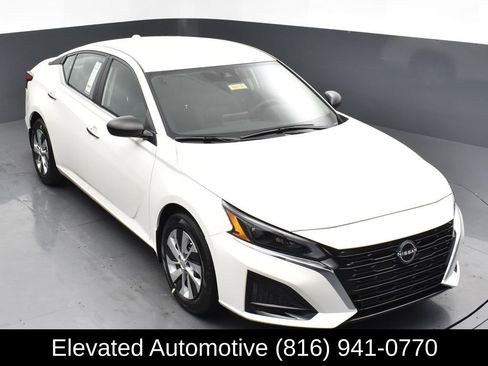 Used 2025 Nissan Altima 2.5 S image 20