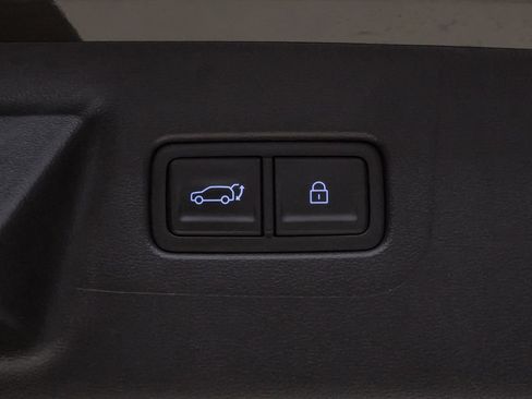 Used 2025 Hyundai Santa Fe Limited FWD image 34
