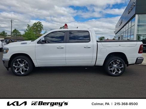 Used 2023 RAM 1500 Laramie AWD/4WD image 9