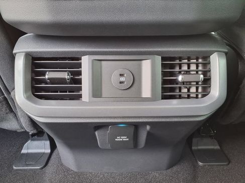 New 2026 Ford F150 XLT w/ Equipment Group 302A MID AWD/4WD image 8