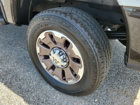 Used 2025 Ford F250 King Ranch w/ FX4 Off-Road Package AWD/4WD image 26