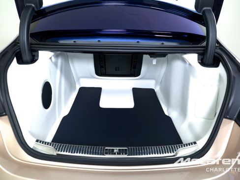 Used 2023 Mercedes-Benz Maybach S 680 4MATIC w/ Manufaktur Leather Package image 24