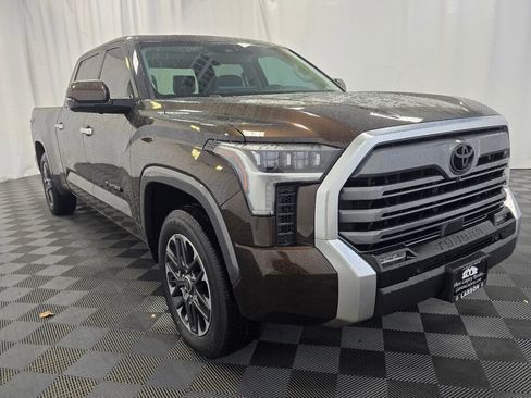 Used 2022 Toyota Tundra Limited image 8