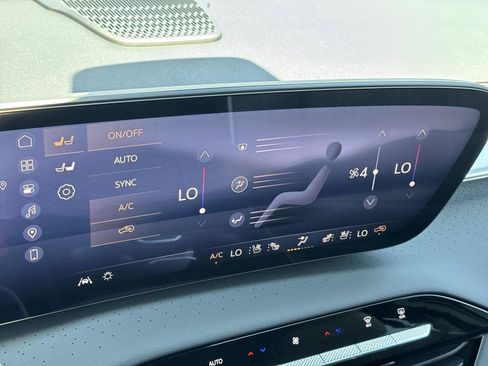 New 2026 Buick Enclave Avenir w/ Super Cruise Package FWD image 12