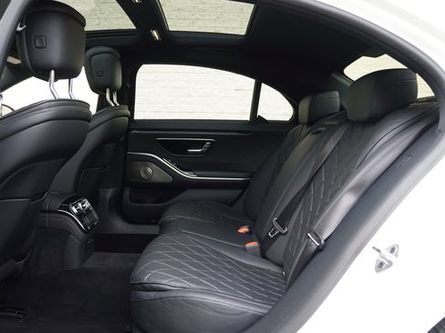 Used 2021 Mercedes-Benz S 580 4MATIC Sedan image 27