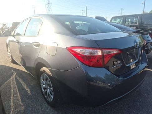 Used 2017 Toyota Corolla LE FWD image 5