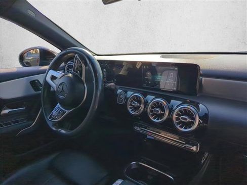 Used 2019 Mercedes-Benz A 220 image 26