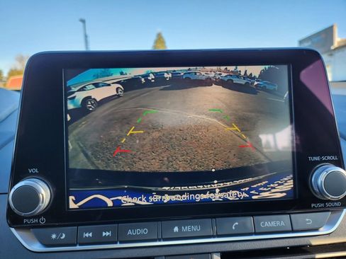 New 2025 Nissan Altima 2.5 SV image 20