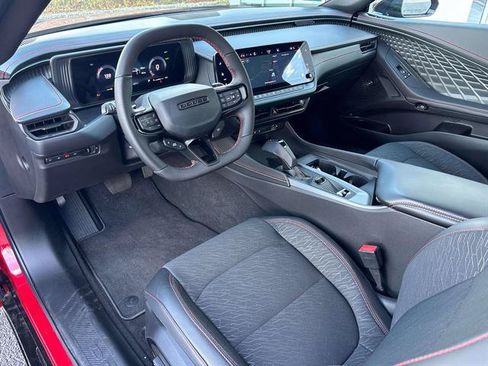 Used 2025 Dodge Charger Daytona R/T w/ Quick Order Package 25M R/T AWD/4WD image 12