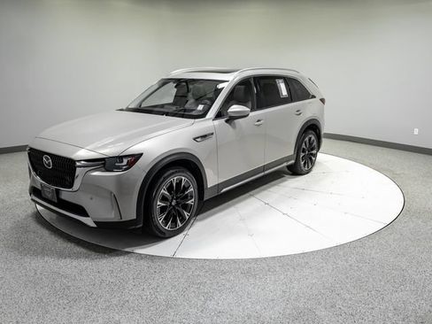 Used 2024 MAZDA CX-90 Plug-In Hybrid w/ Premium Pkg AWD/4WD image 37
